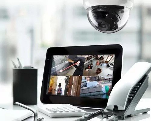 Video surveillance camera and user interface on tablet
